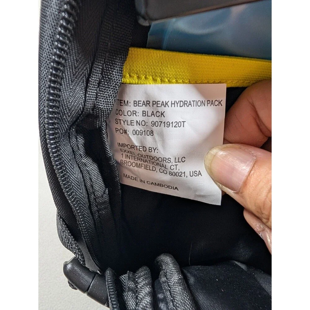 New With Tag Sierra Designs Bear Peak 13L Hydration Backpack Black Gorpcore